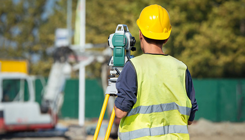 公路工程现场检测技术课程中的工程测量核心要点与实践策略
